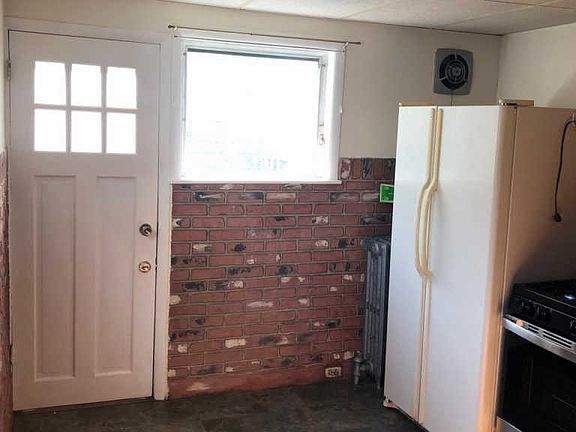 5th image of 2512 E Birch St