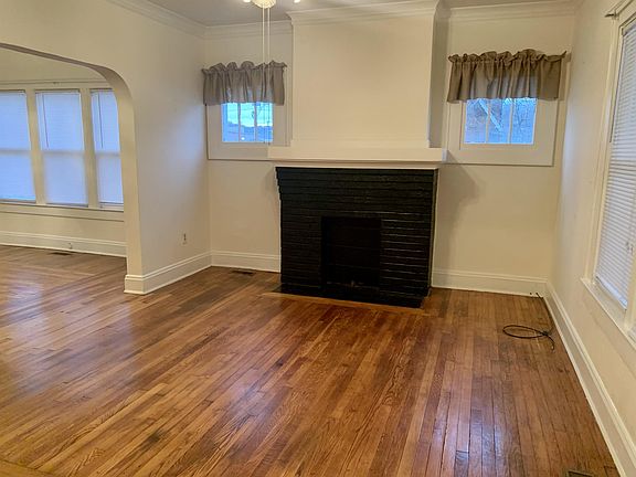 3rd image of 513 E St #A