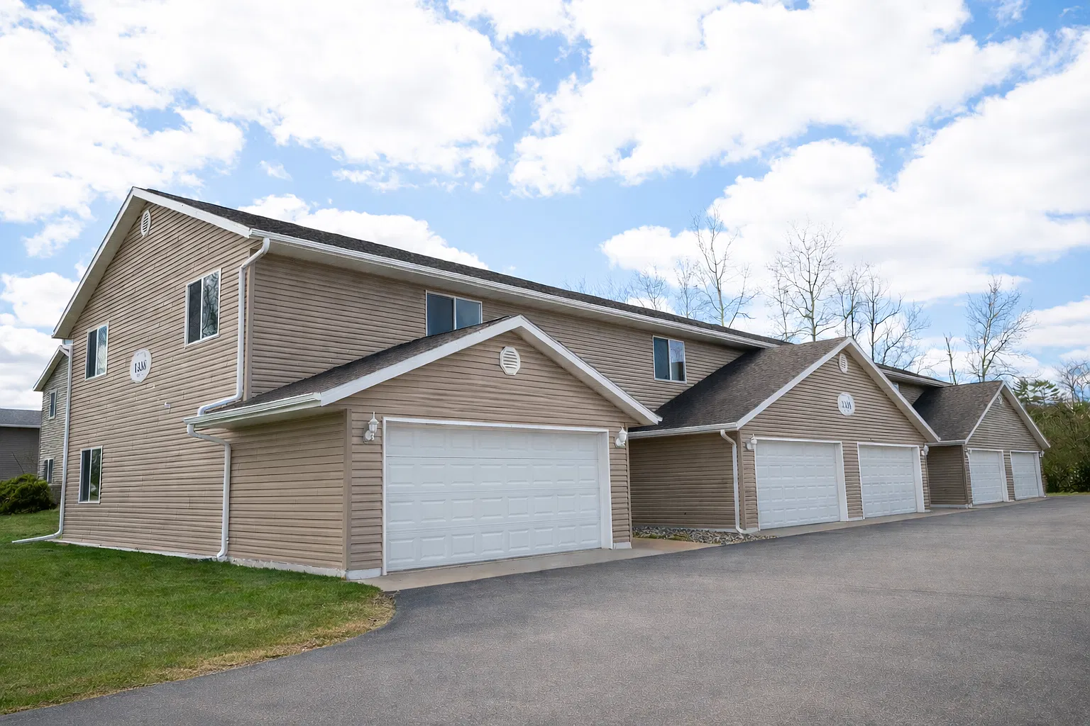 Mark Ave Townhomes — Photo 1