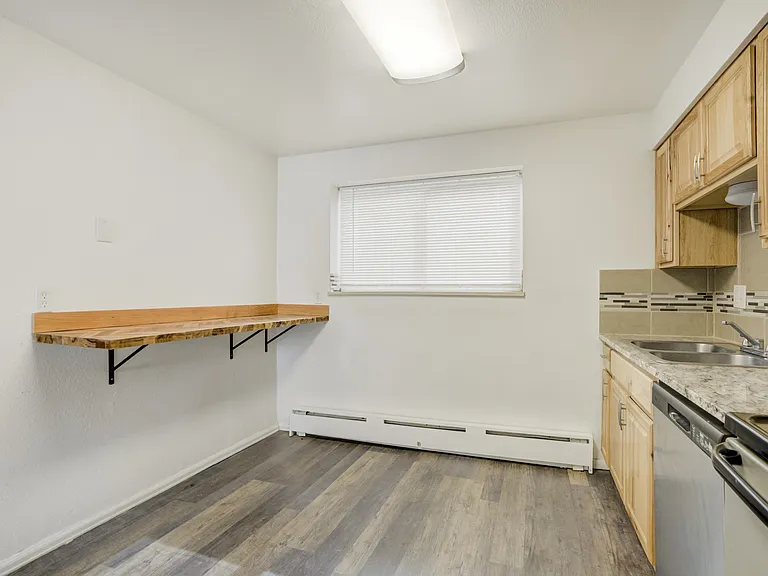 2921 Straus Ln #1 — Photo 6