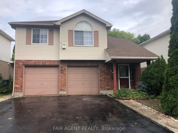 562 Erinbrook Dr, Kitchener, ON N2E 3M8