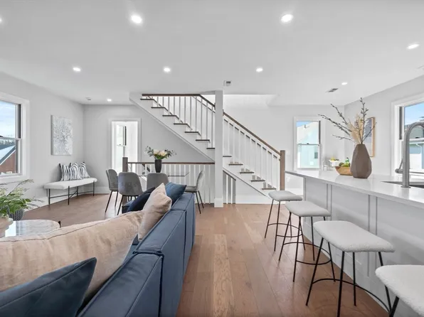 39-41 Bonner Ave, Medford, MA 02155