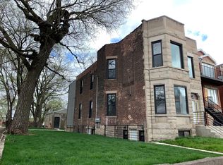 2742 W Polk St #2, Chicago, IL 60612
