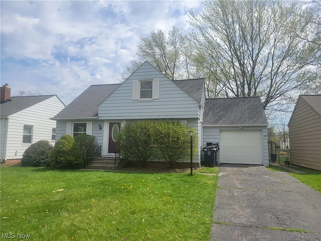 1639 Overbrook Rd photo 1
