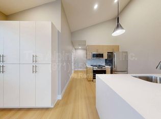 16505 NW Liberty St #2, Portland, OR 97229