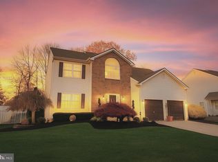 6 Whitby Ct, Lumberton, NJ 08048