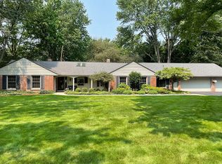 4135 Rouge Circle Dr, Troy, MI 48098