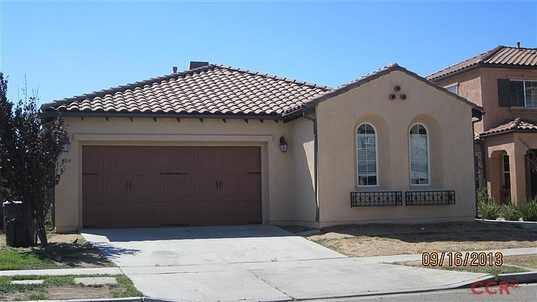 1st image of 804 W Della Dr