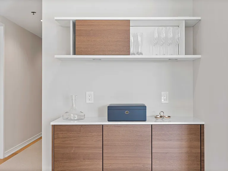 580 Washington St #1002 — Photo 10