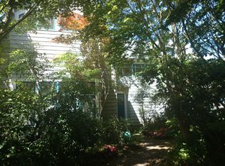 2421 29th Ave W, Seattle, WA 98199