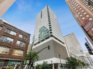 550 N Saint Clair St #P-46, Chicago, IL 60611
