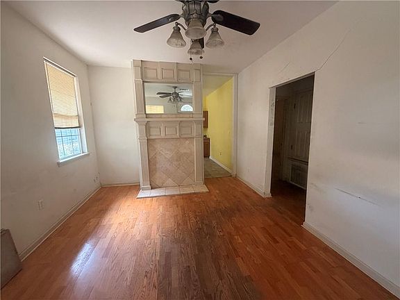 5th image of 3624 General Pershing St