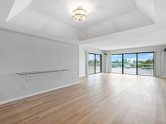 3rd image of 3501 S Ocean Boulevard #304