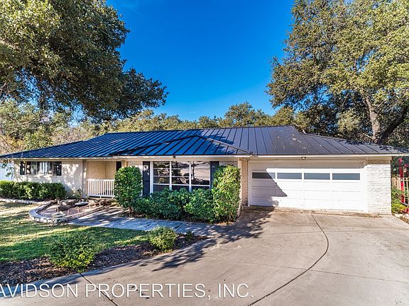 4th image of 8835 Sagebrush Ln