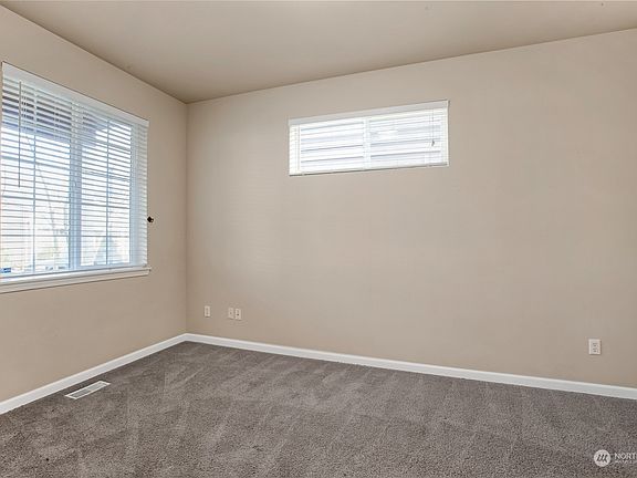 5th image of 7613 Kodiak Avenue NE