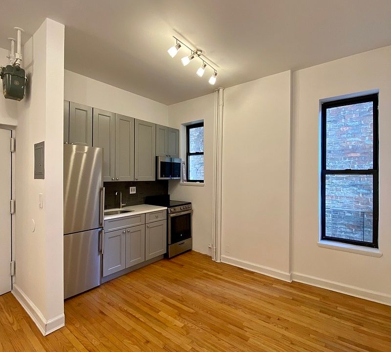 1st image of 58 Saint Marks Pl #9