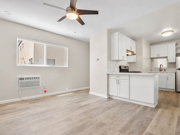 715 Cohasset — Photo 13