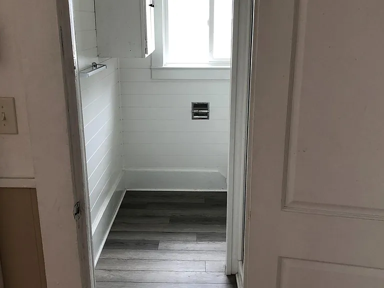 12 Squires St #3 — Photo 3