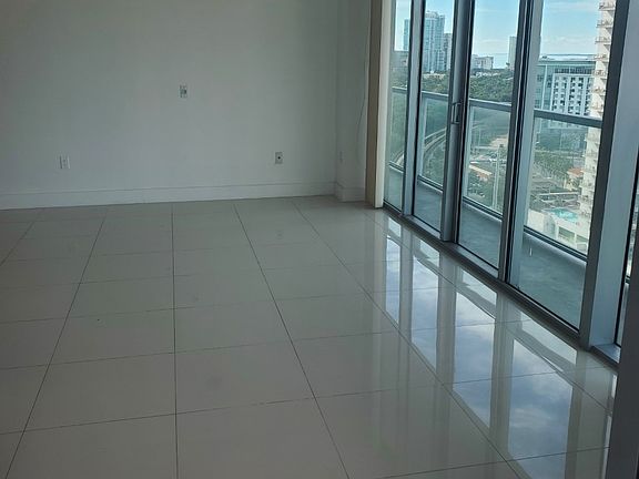 3rd image of 1111 SW 1st Ave #1645