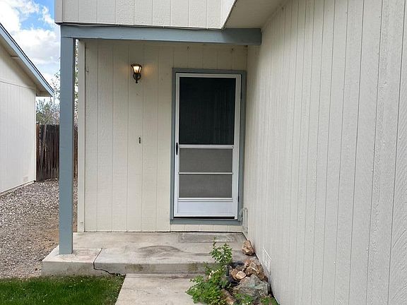 3rd image of 4221 Pheasant Dr