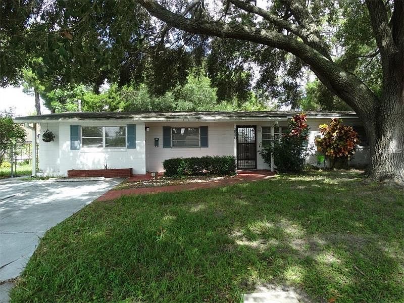1st image of 2530 N Beaumont Ave