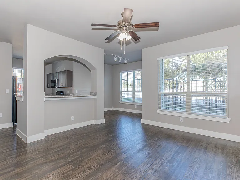Lodge at Guadalupe Apartments LP — Photo 17