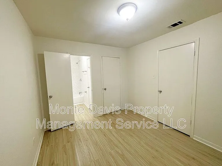 2003 Kenneth Ave #A — Photo 9