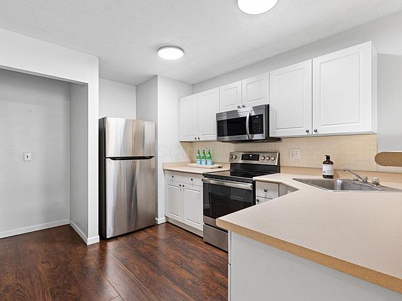5th image of 7007 Monarchos Dr