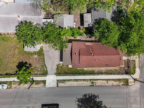 5th image of 2121 San Fernando