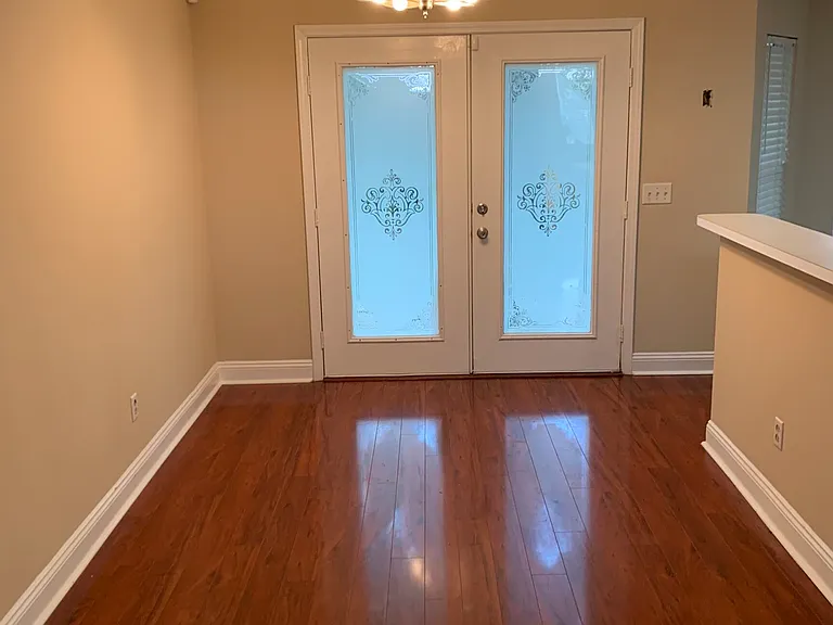 105 Cherry Tree Ct — Photo 12