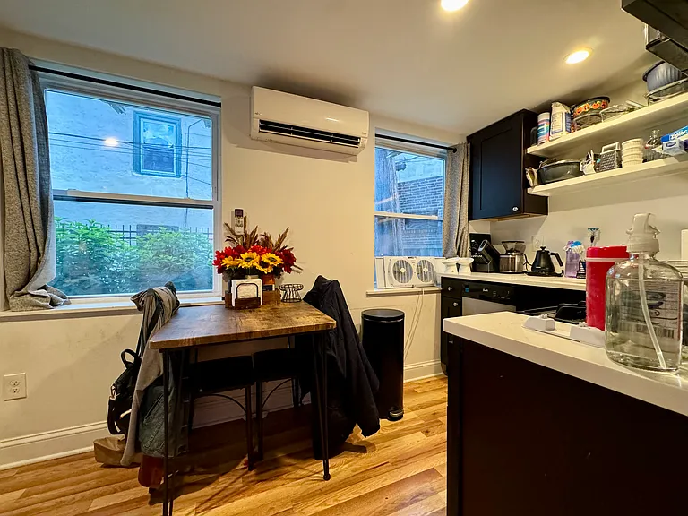 6374 Germantown Ave #6 — Photo 4