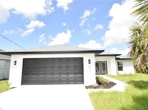 208 Sunset Rd, Rotonda West, FL 33947