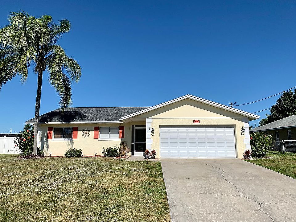 New Roof 2018 
New A/C 2020