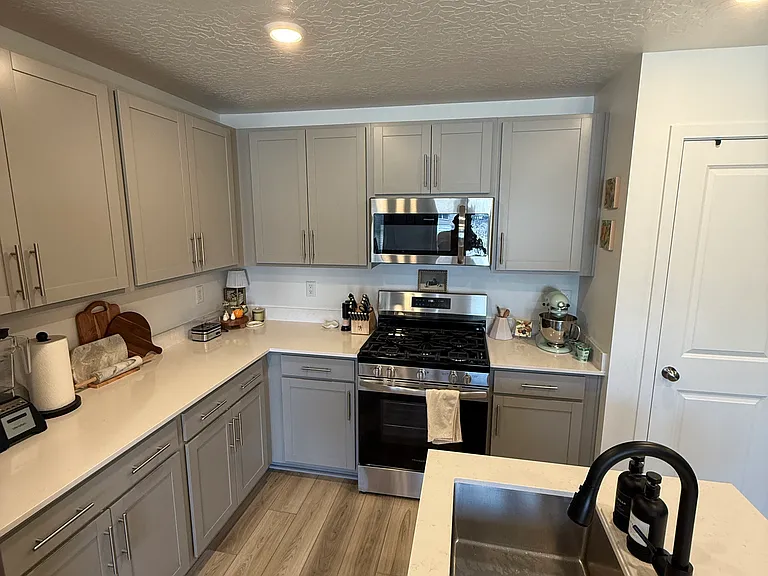 1843 E Rainbow Bridge Dr — Photo 10