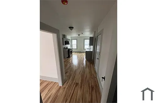 40 Garnet St #2 Photo 1