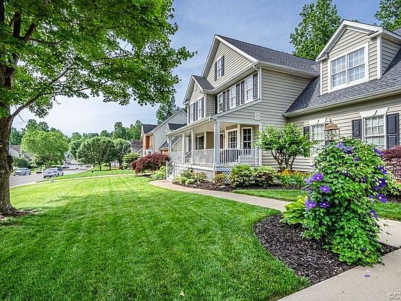 3rd image of 9454 Stone Spring Dr