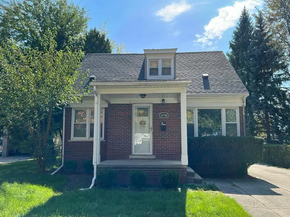 18740 Common Rd, Roseville, MI 48066
