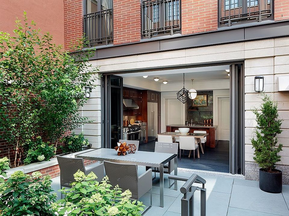 1st image of 145 W 11th St #Townhouse 1