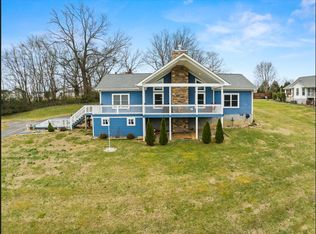 2163 Aaron Ct, Sevierville, TN 37876