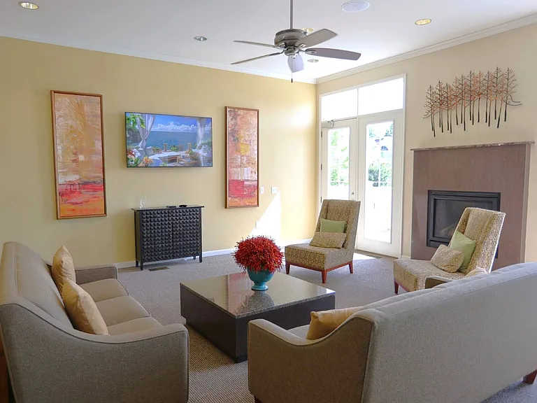 LakePointe Apartments — Photo 30