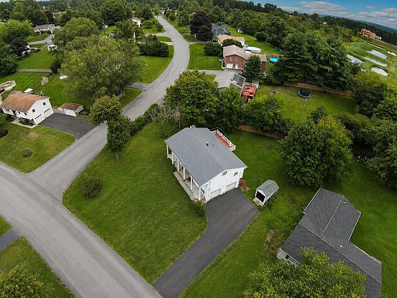 5th image of 50 Scott Drive