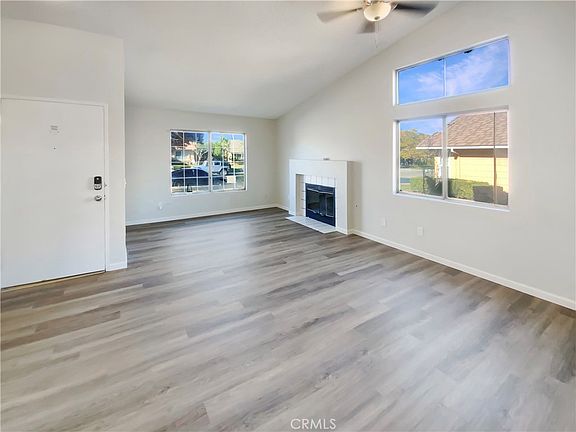 3rd image of 13197 Snowview Rd