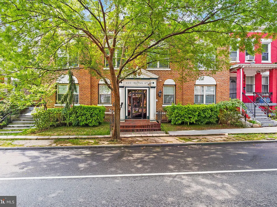 430 Irving St NW #102