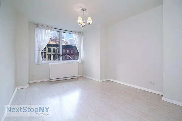 Rented by NextStopNY | media 13