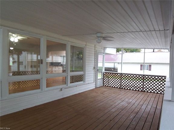 4th image of 918-920 W Virginia Ave