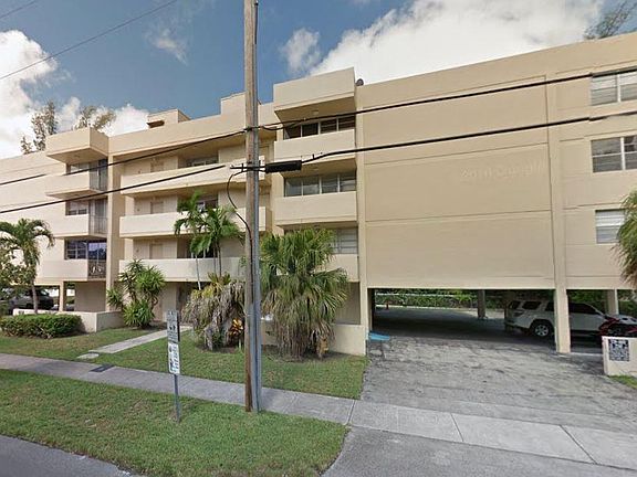 3rd image of 16518 NE 26th Ave #2