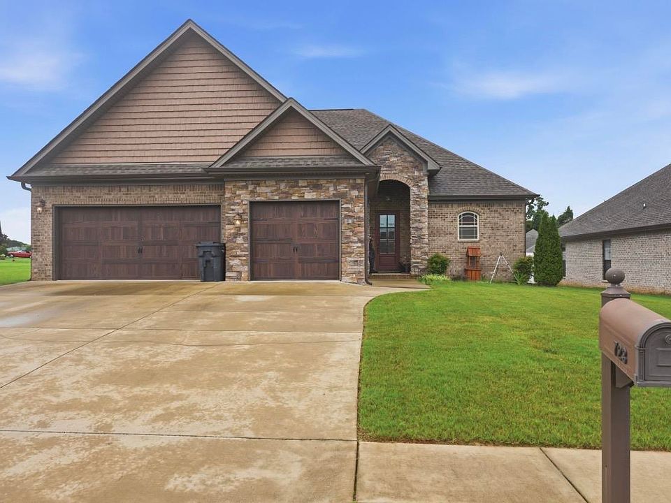 1st image of 723 Karah Avery Ave