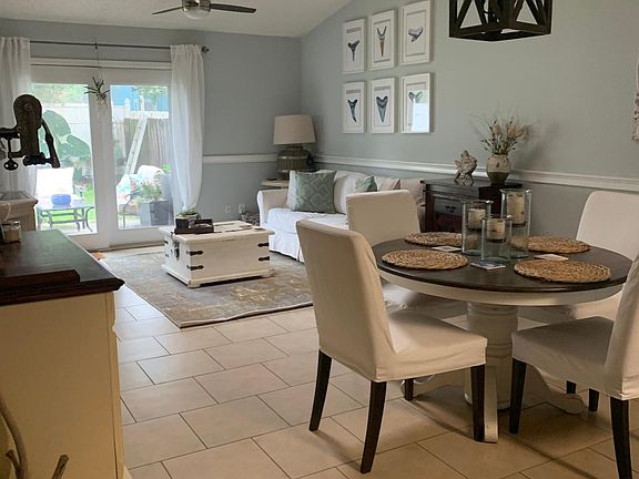 5th image of 141 Las Palmas Ln