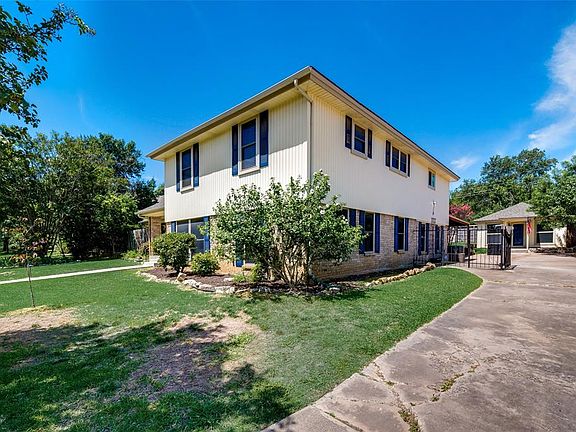 3rd image of 3712 Sweetbriar Ln