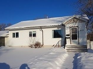2435 Kelvin Ave #A, Saskatoon, SK S7J0T4
